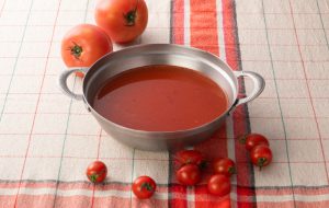 こたつ鍋 完熟イタリアントマトスープ